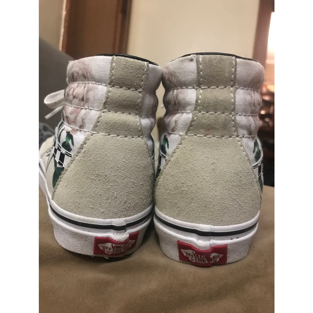 Vans - Picture 4 of 9